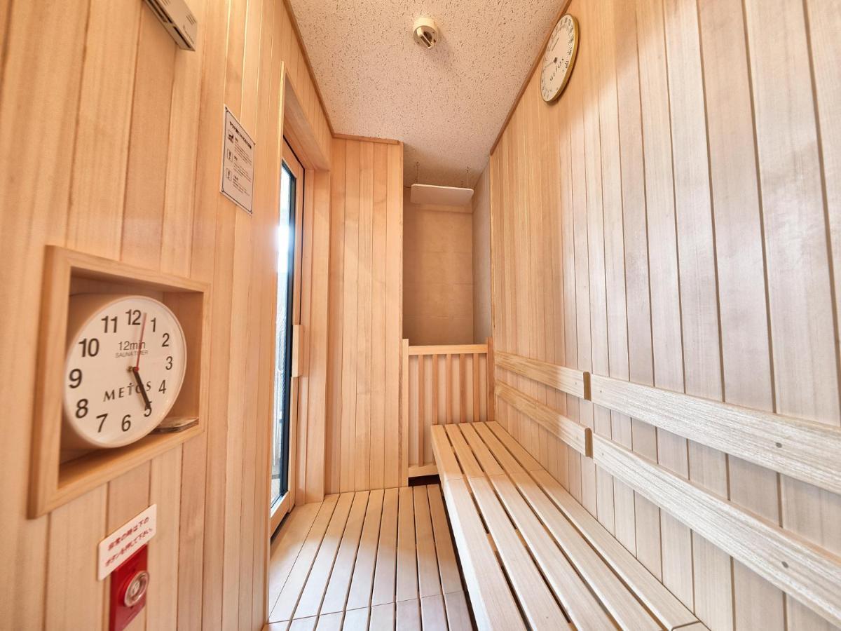 Cabin&Hotel Retime Наха Екстериор снимка